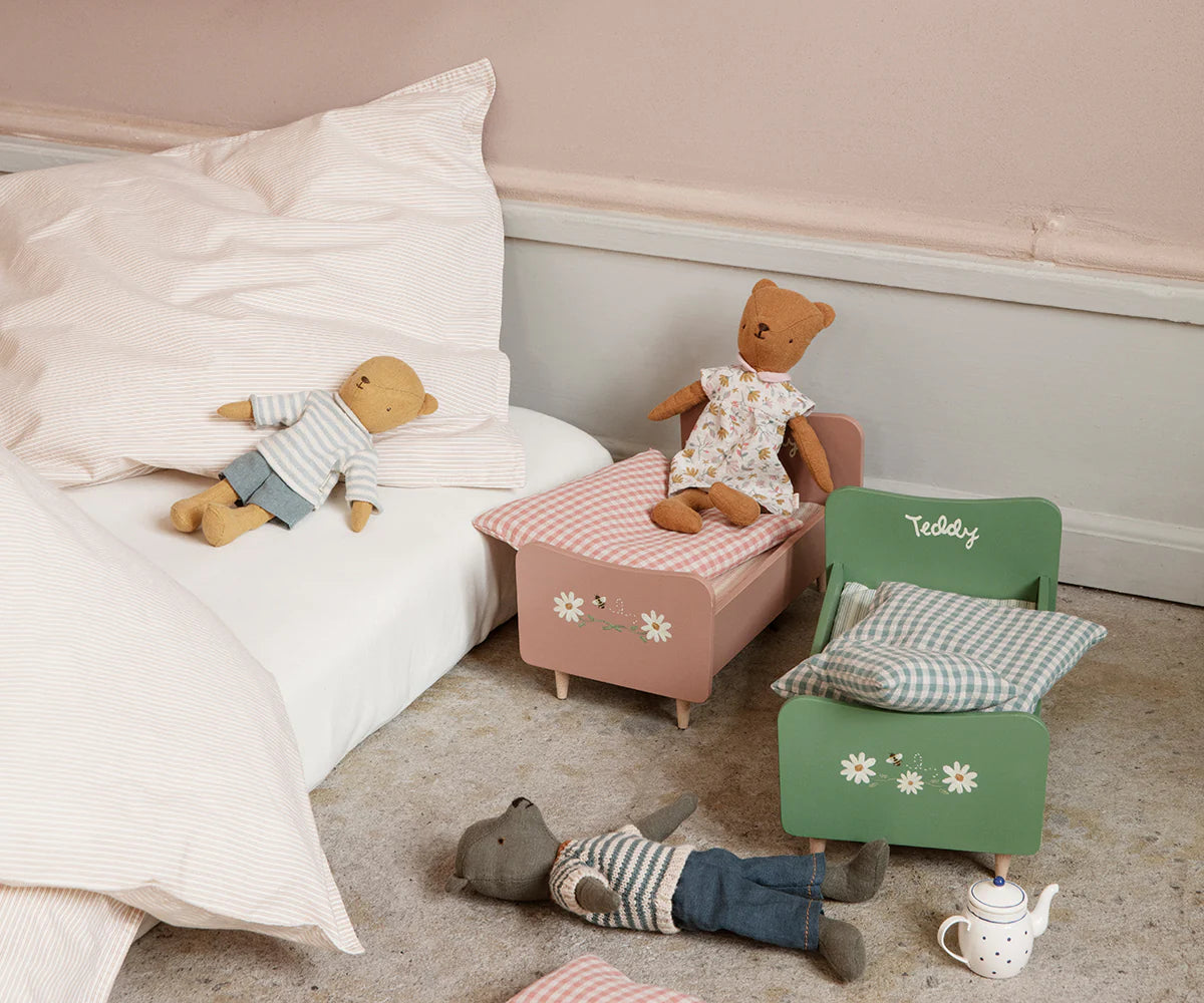 Houten bed, Teddy Papa – Stoffig groen