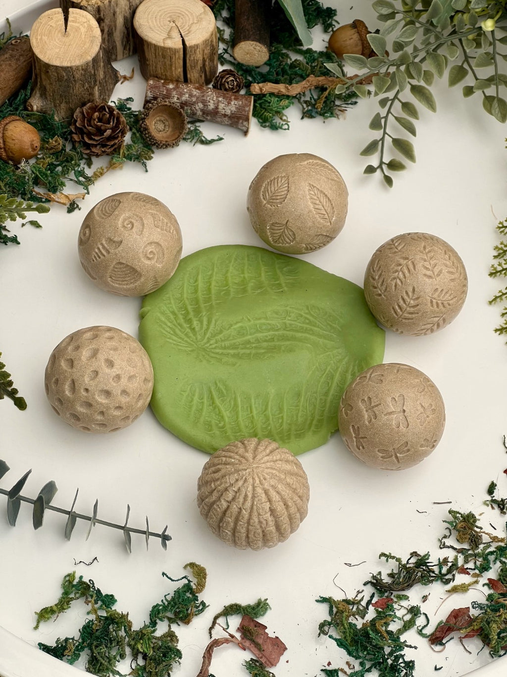 Yellow Door 6 roll around sensorische ballen natuur