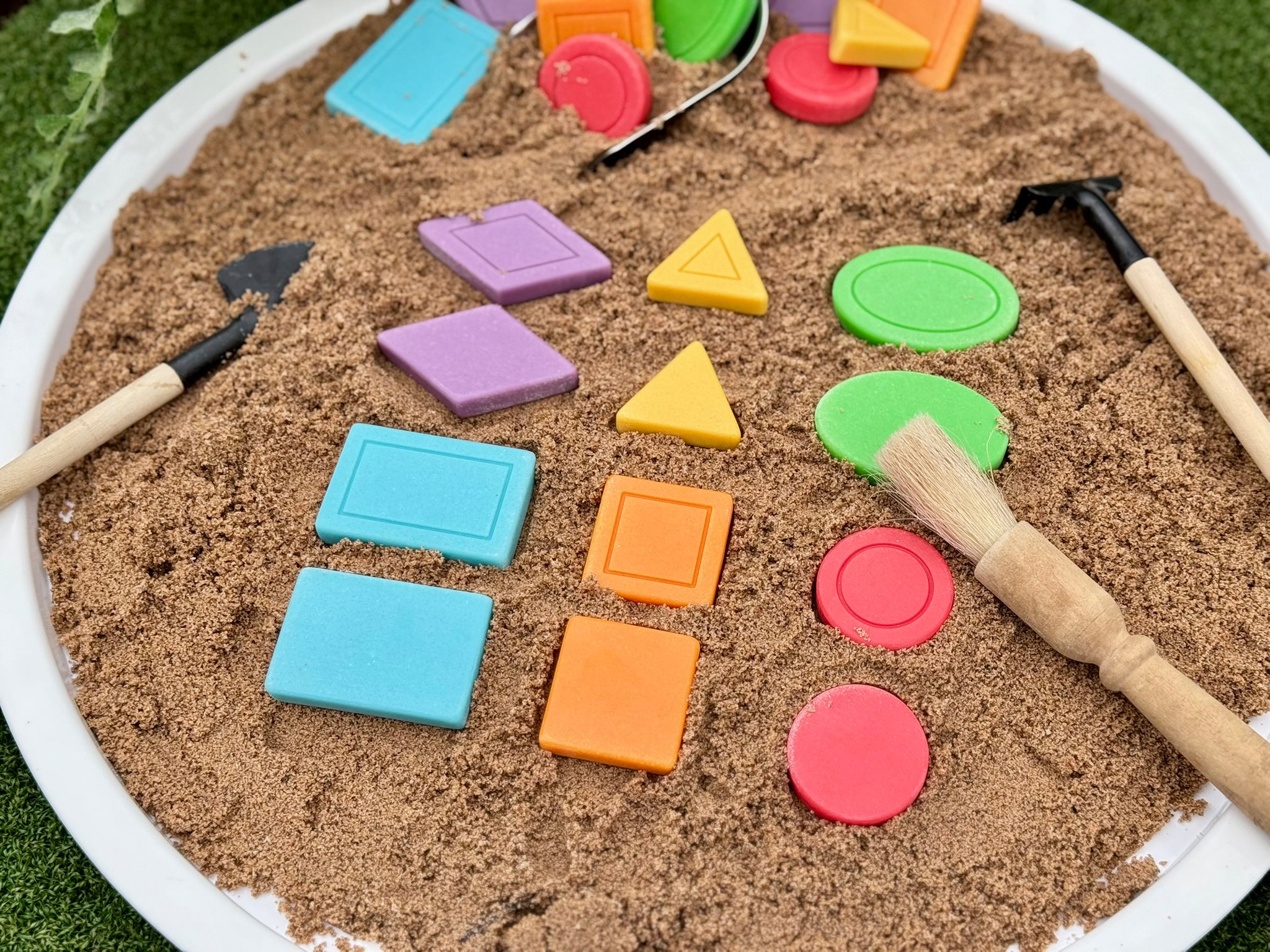 Shape and Colour Stones