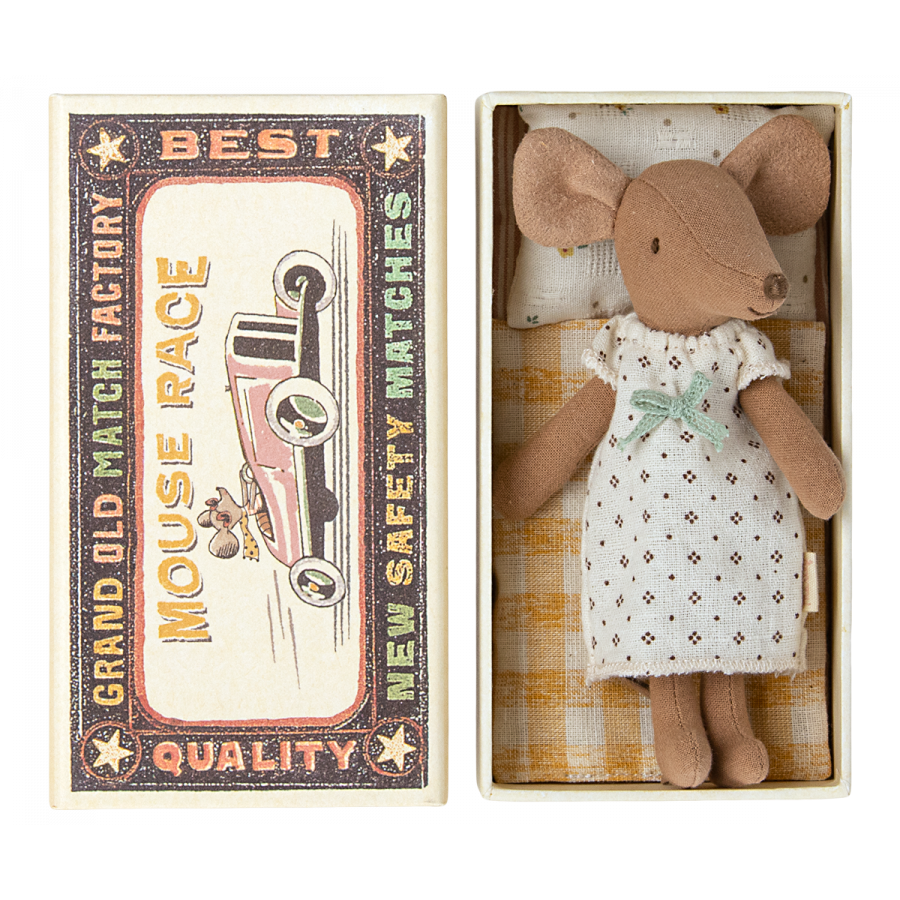 Maileg muis grote zus in pyjama in doos