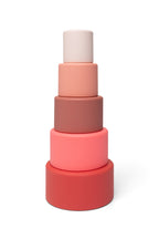 Kommen in rood en roze