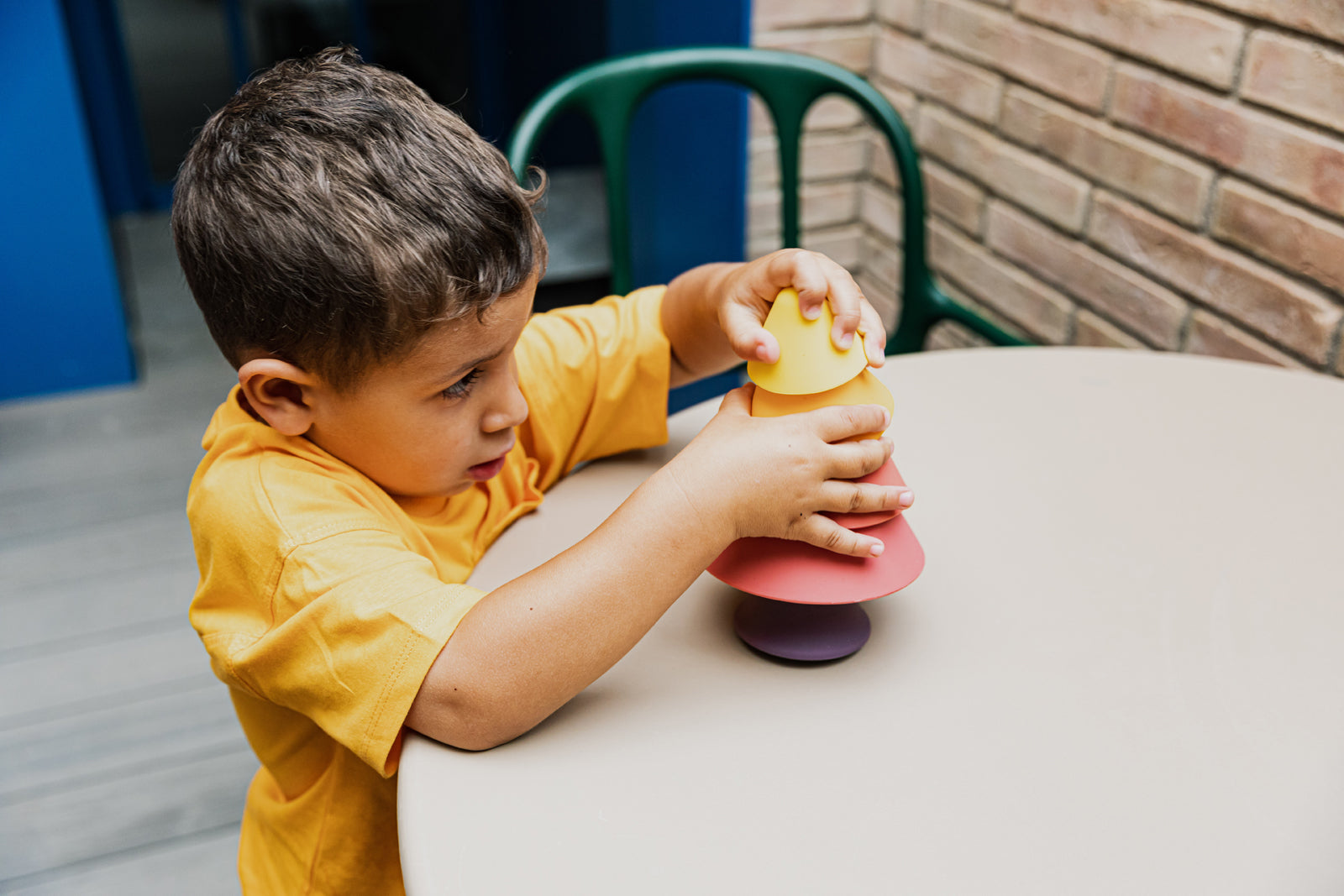 Little L Stapeltoren Dennenboom Levendige Kleuren