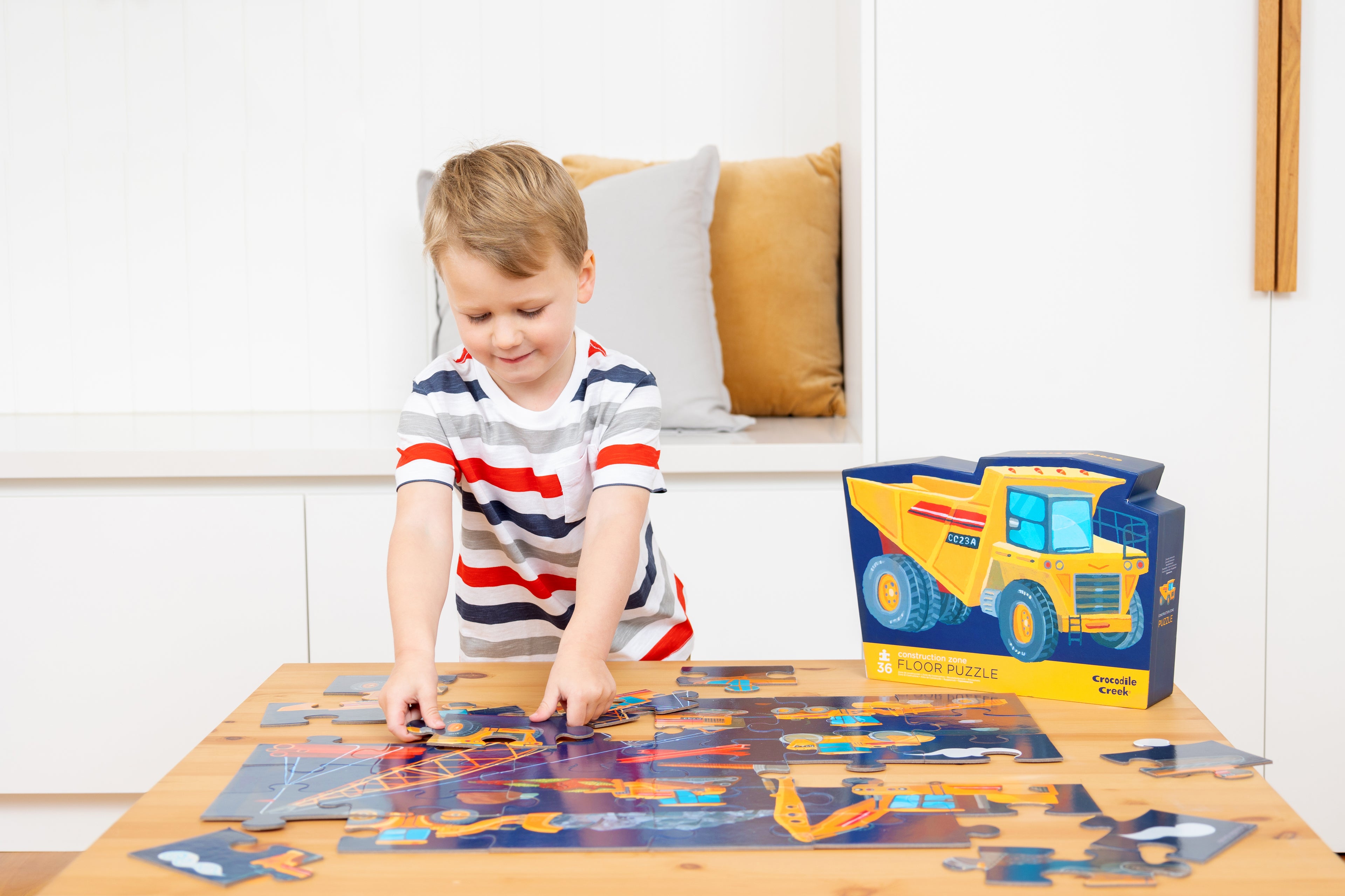 Shaped box puzzles, 36 stuksBouwplaats