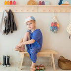 Aki Stool