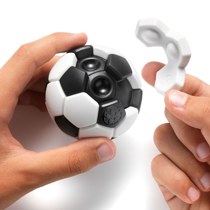 SmartGames Plug & Play Ball