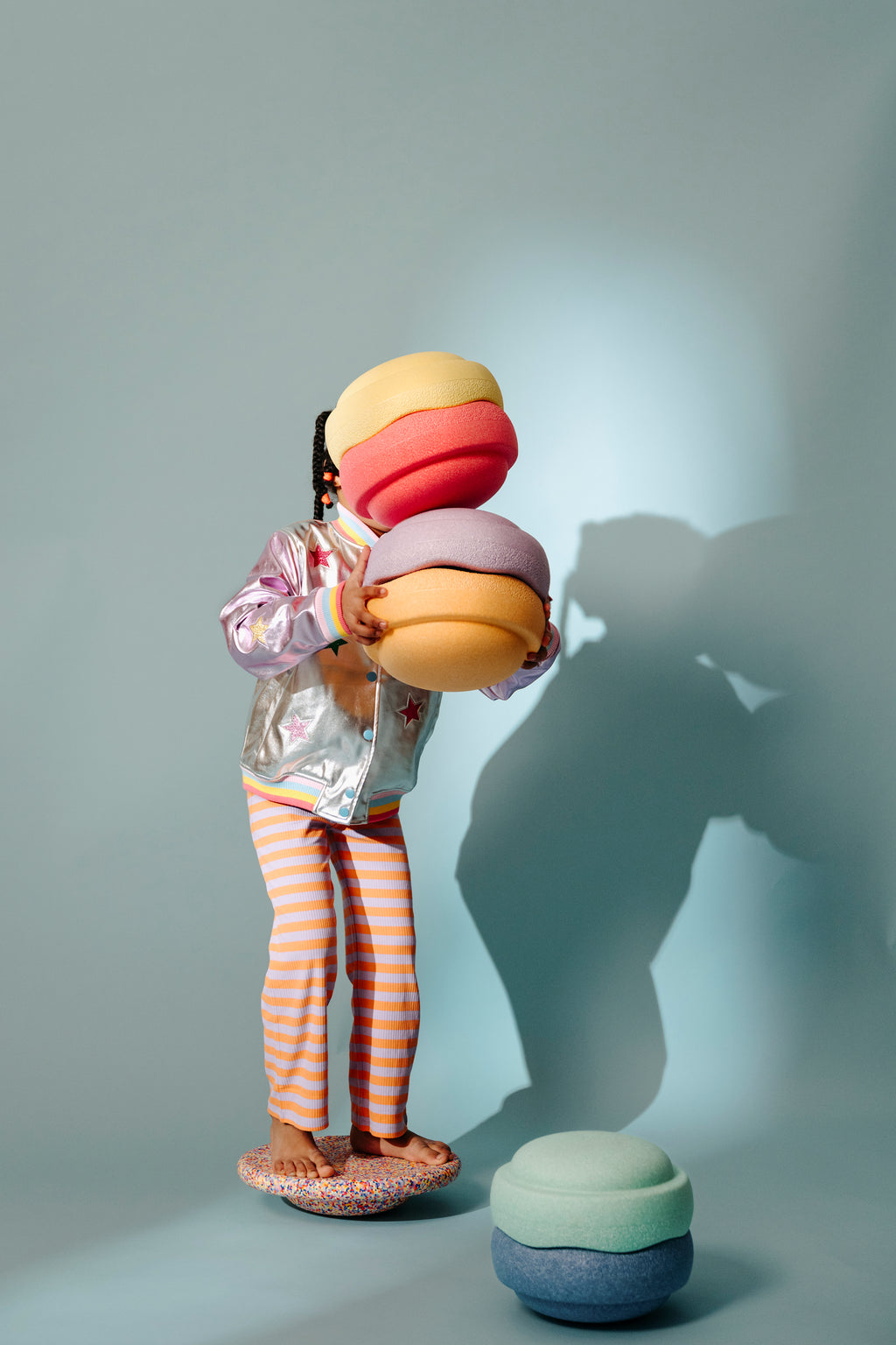 Stapelstein stapelstenen super confetti rainbow pastel 6 stuks + balance board