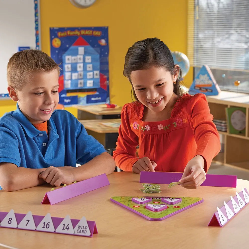 Tri-FEIT! ™ Vermenigvuldiging & Deling Spel