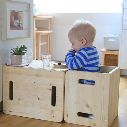 Manine Montessori kubus tafel en stoel (set 1 grote + 1 kleine)