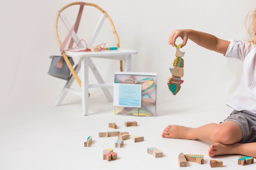 Magnetic fish puzzle