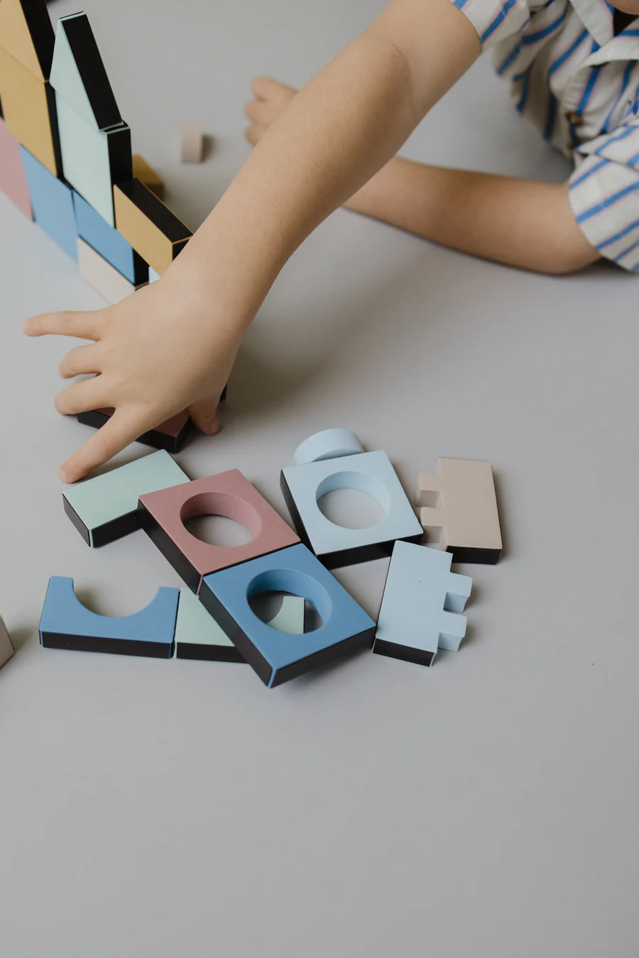 Magnetic foam blocks