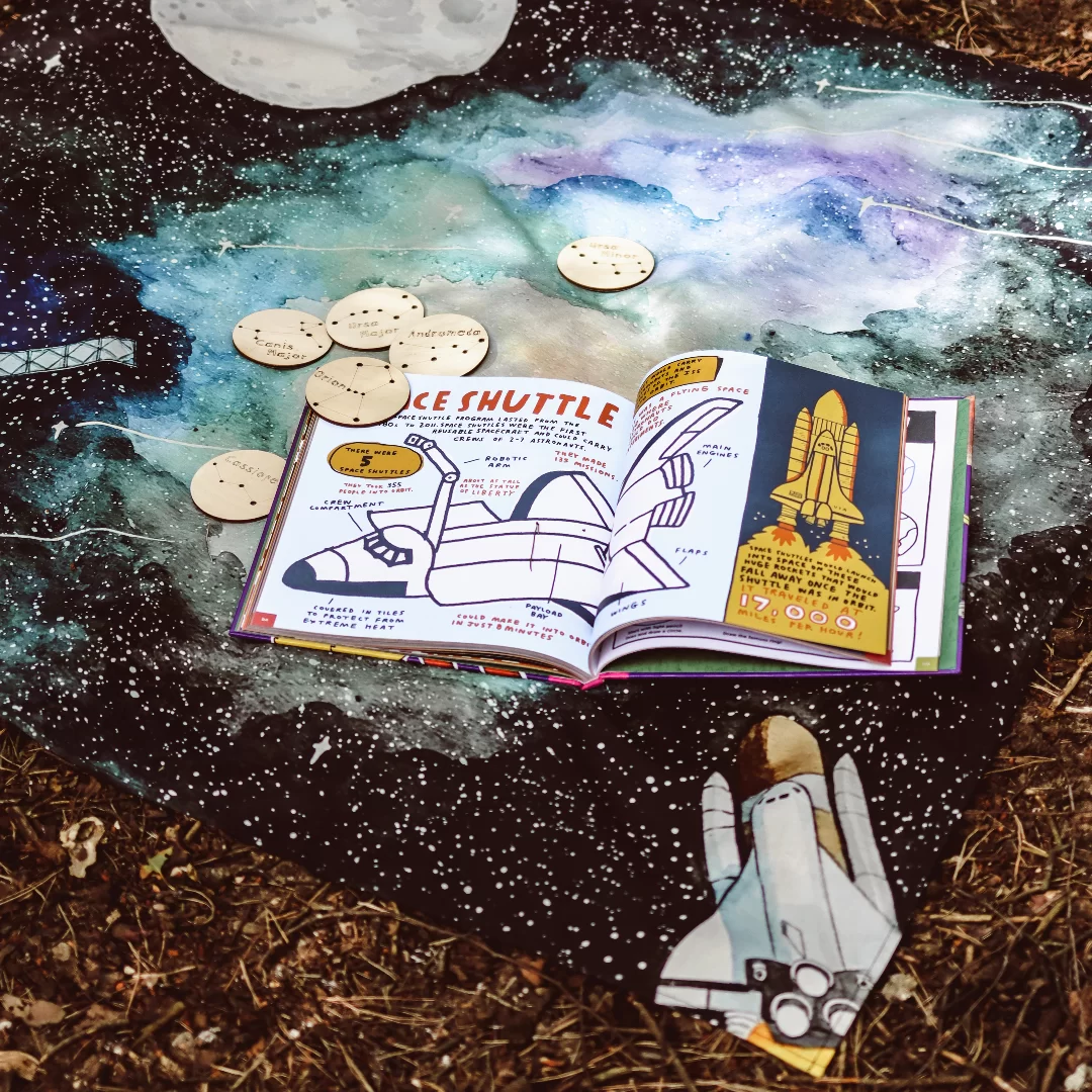 Wondercloth To the moon