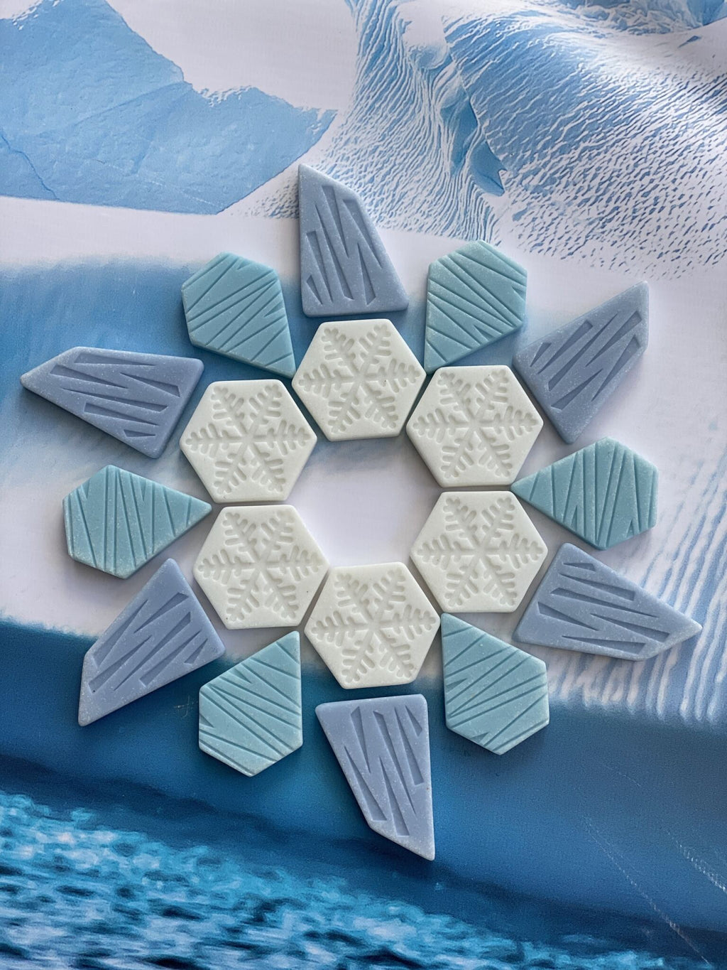 Scenery Stones Polar Play