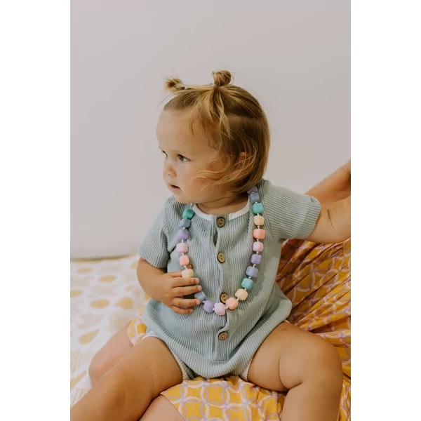 Prinses op de erwt ketting pastel regenboog (Medium)