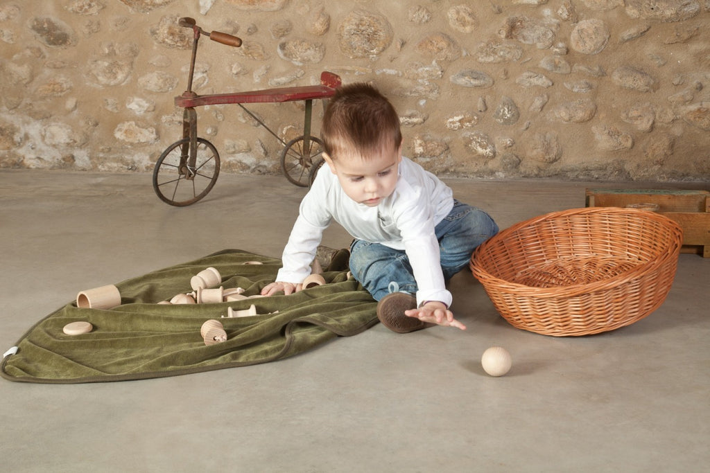 Large treasure basket