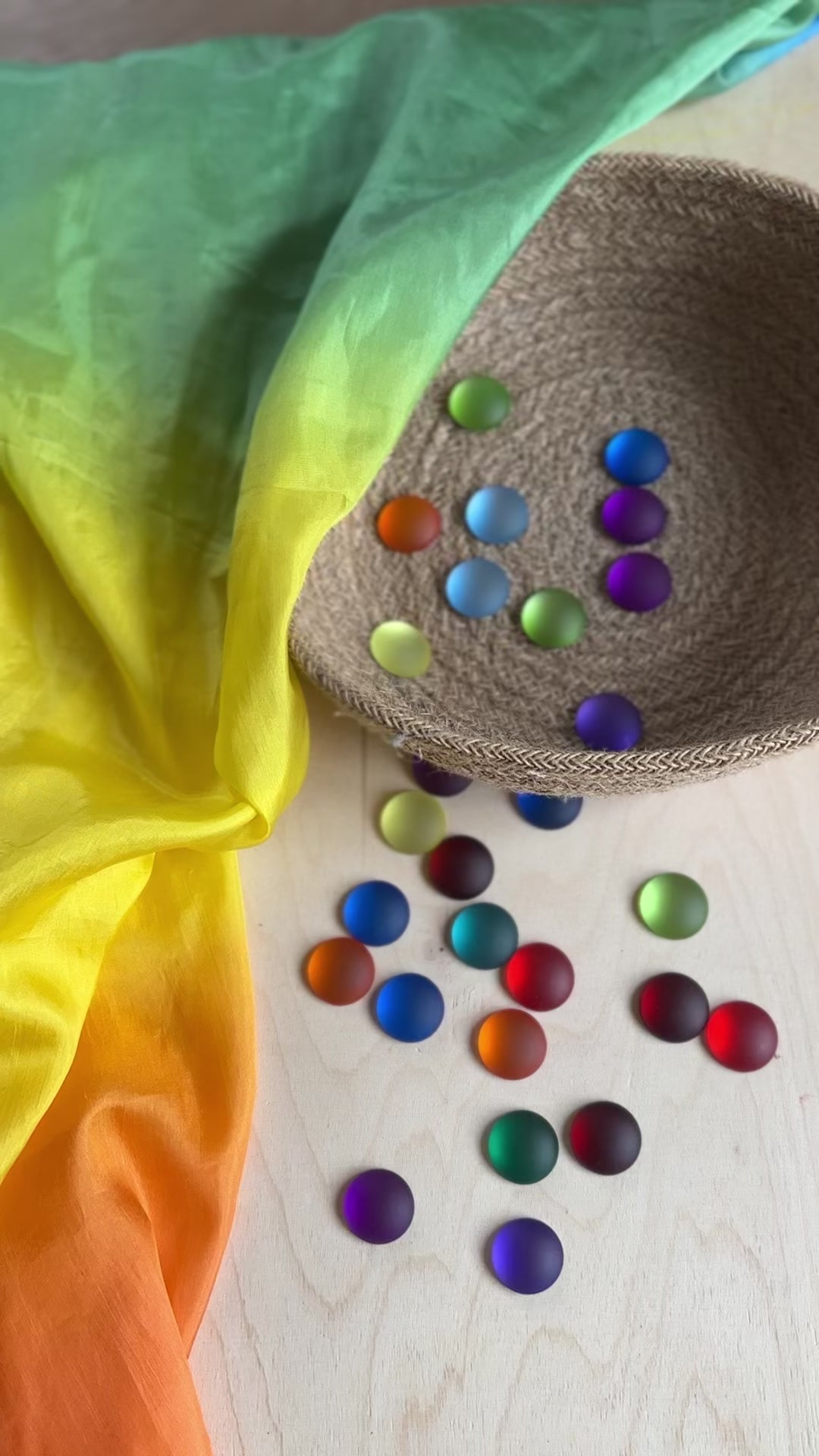 Matte sparkle stones 60 pieces in 12 colours · frosted