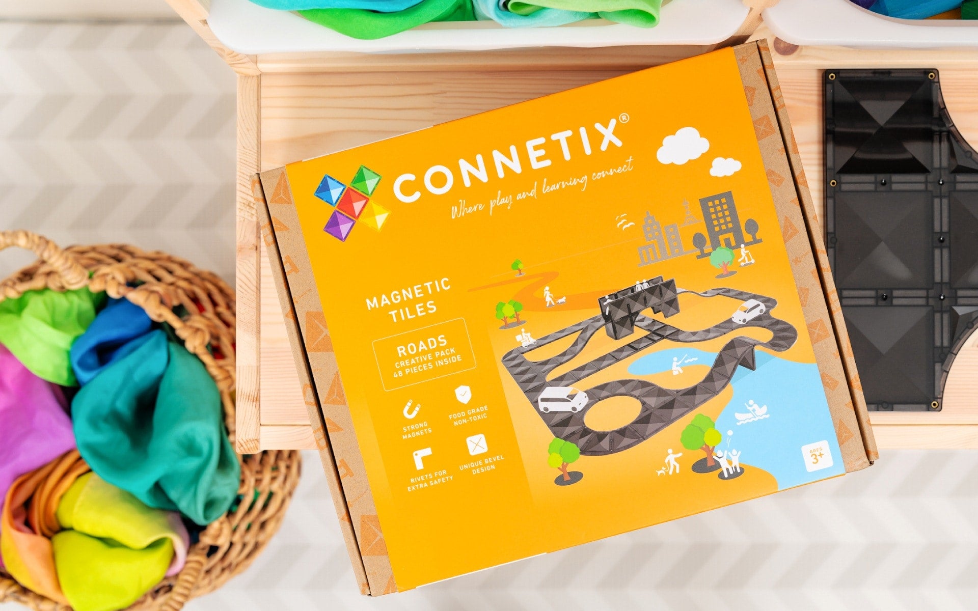 Connetix Creative Roads set