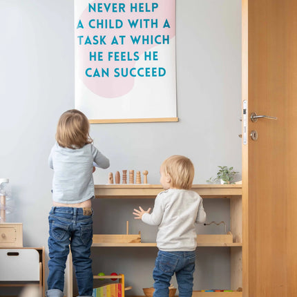 Manine Montessori toddler shelf