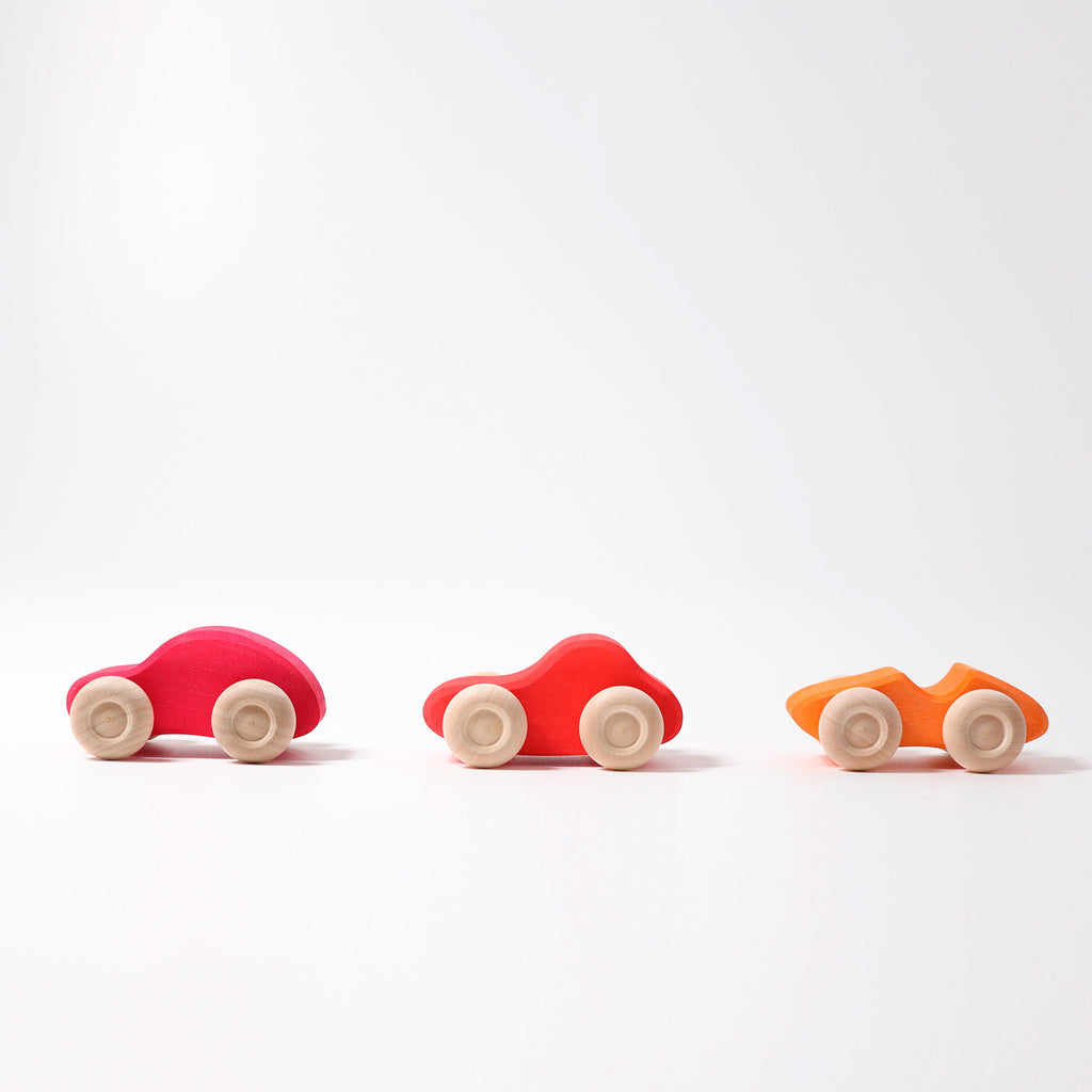 Grimm`s 6 houten auto`s in regenboogkleuren