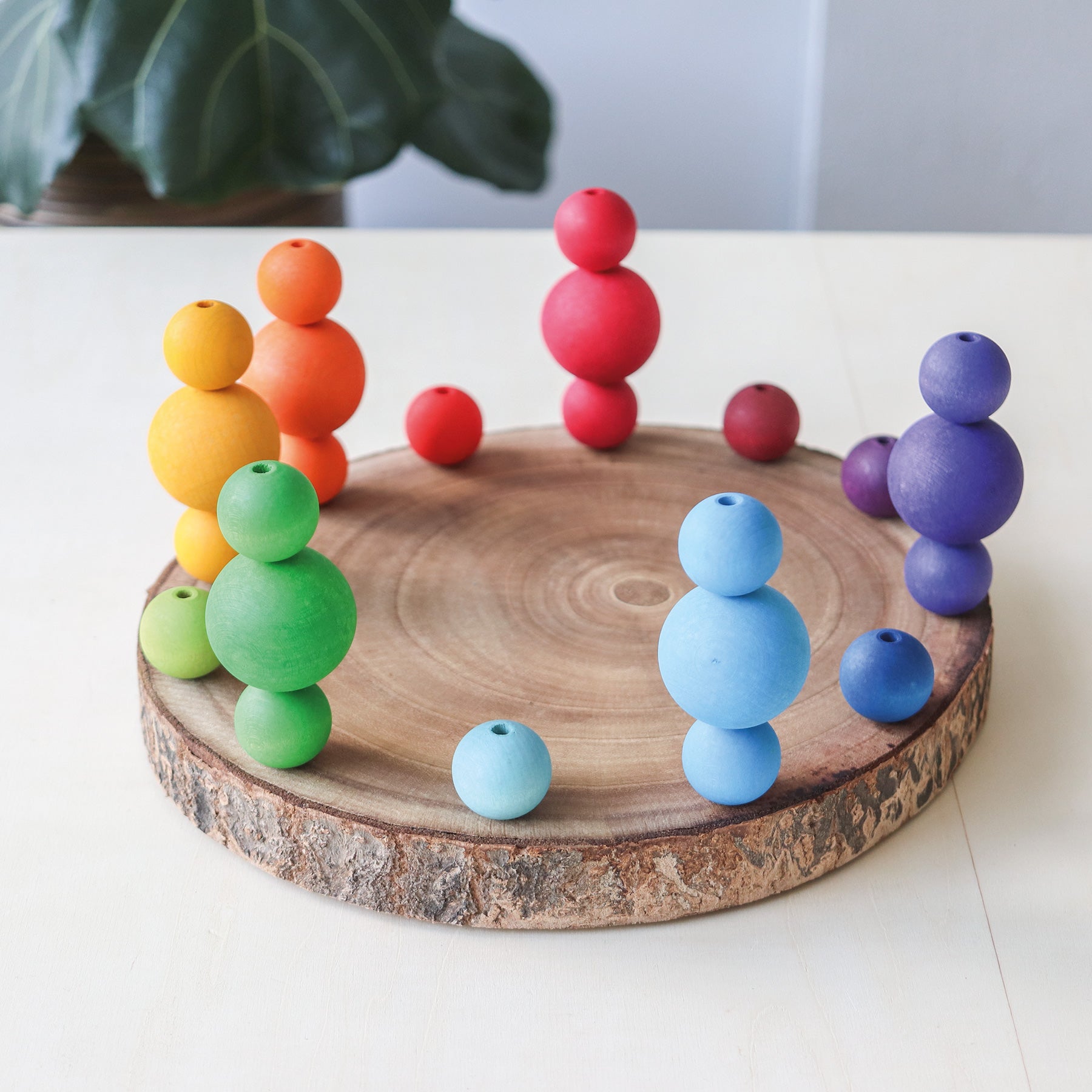 10239 Grimm`s 6 houten ballen in regenboogkleuren