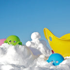 Moluk set van 6 mini Bilibo's in de sneeuw