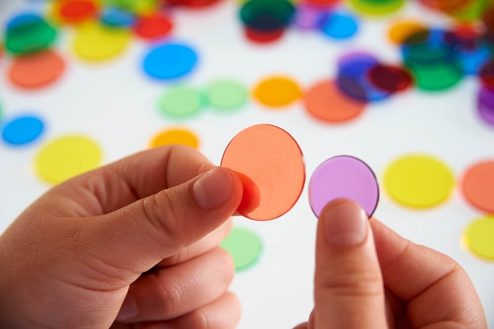 verschillende afmetingen van de transparante sorteerchips van EDX