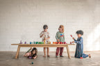 kinderen spelen met grapat lola set